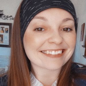 Meet your Posher, Kayla